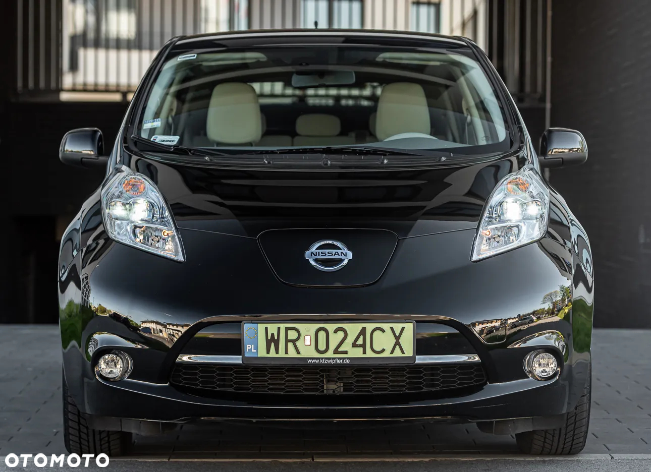 Nissan Leaf Standard - 4