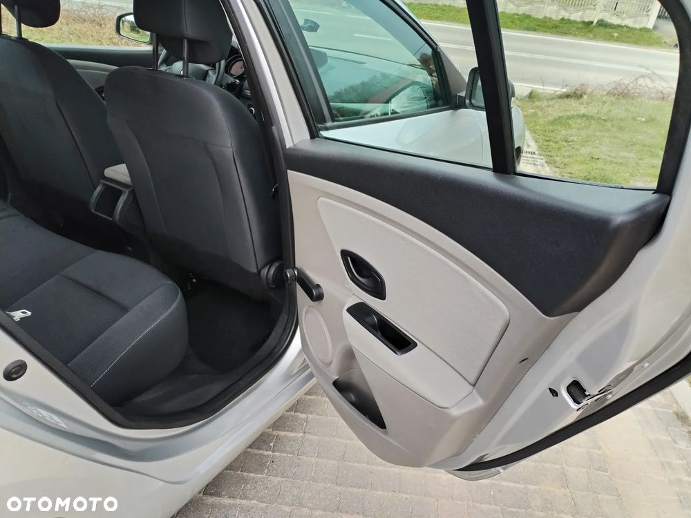 Renault Megane 1.6 16V 100 TomTom Edition - 17