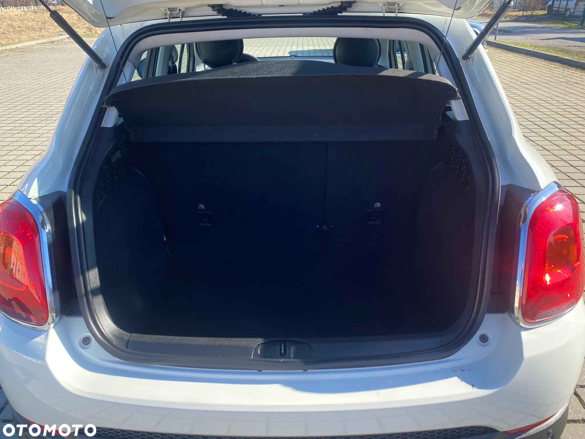 Fiat 500X 1.6 E-torQ 4x2 Lounge - 28