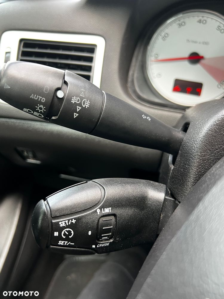 Peugeot 307 SW 140 Premium - 25