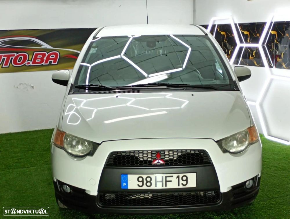 Mitsubishi Colt - 6