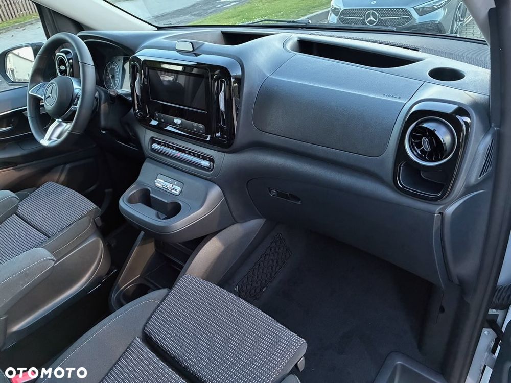 Mercedes-Benz Vito Tourer L2 Select 4x4 9G-Tronic 447.703 - 17