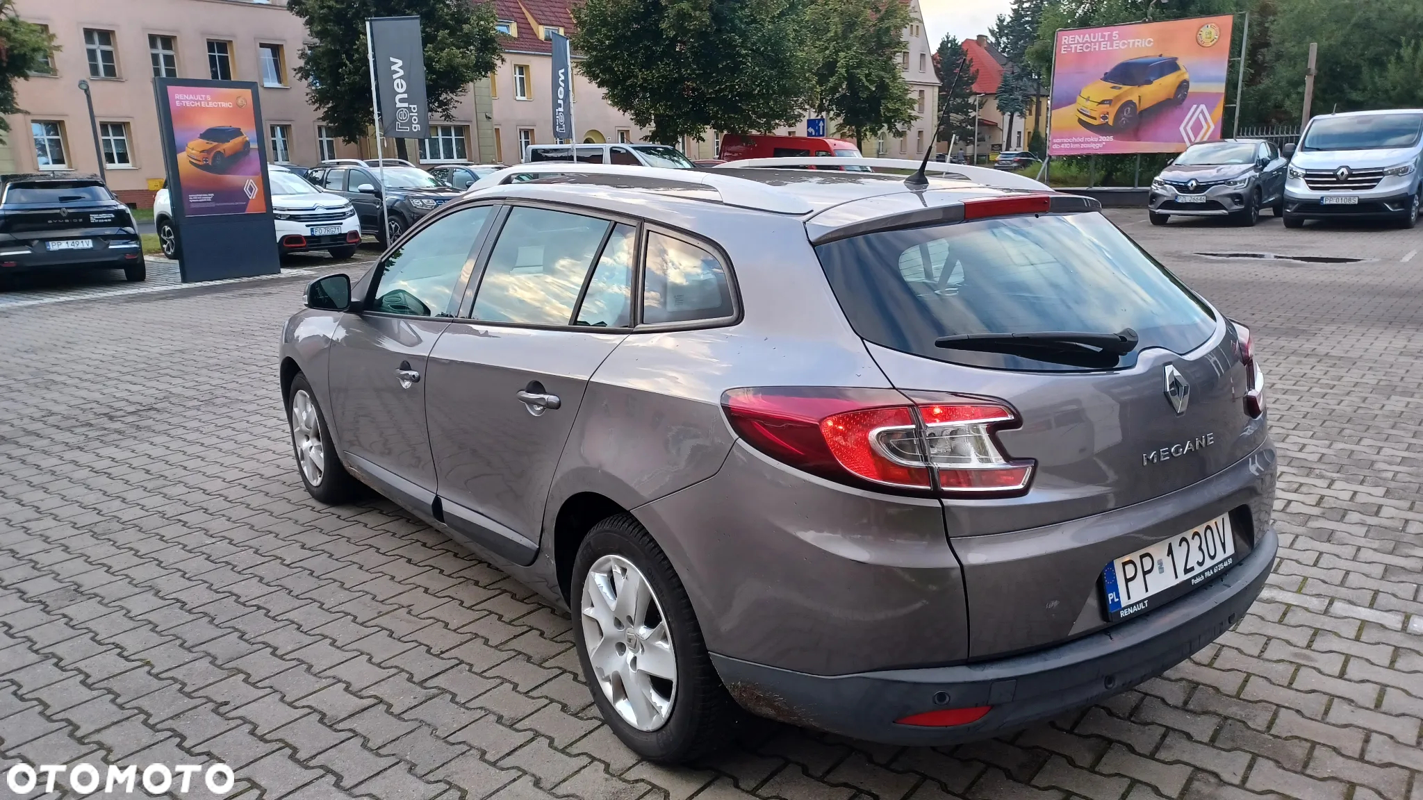 Renault Megane 1.6 16V 110 Dynamique - 14