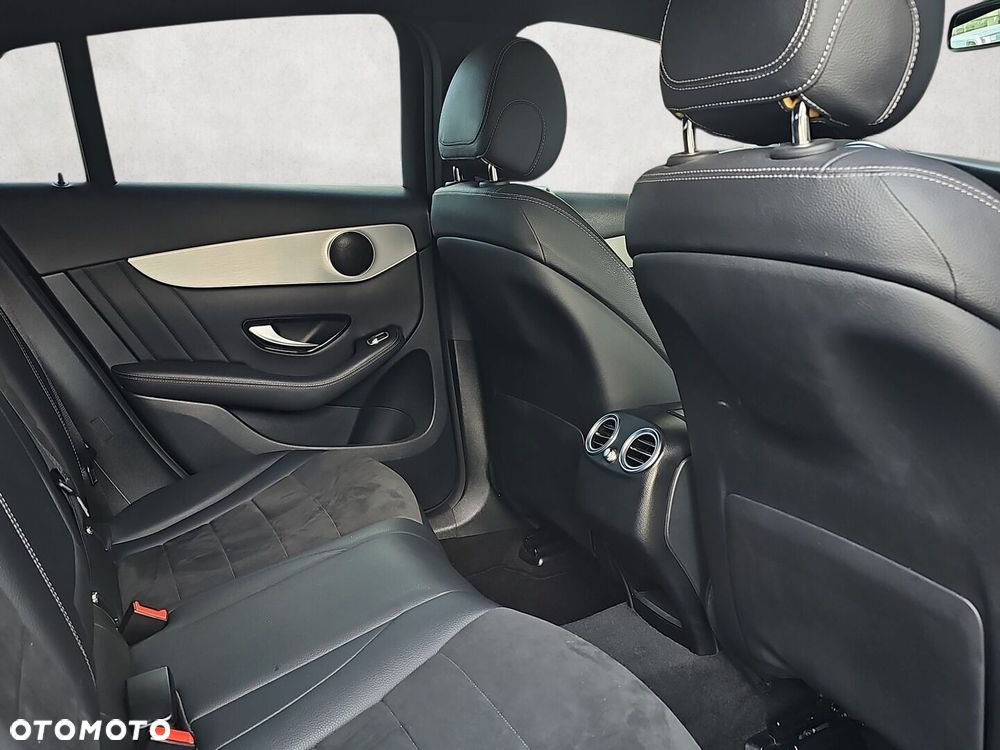 Mercedes-Benz GLC 250 4-Matic - 31