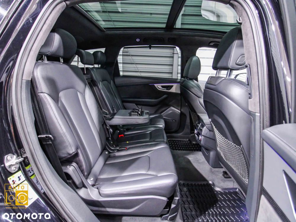 Audi Q7 - 11