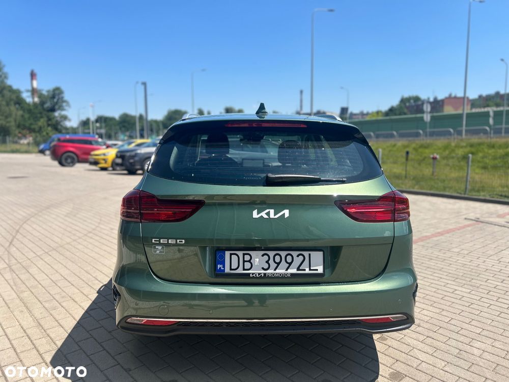Kia Ceed 1.5 T-GDI M - 6