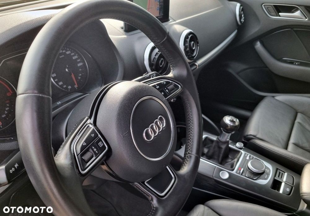 Audi A3 Sportback - 37