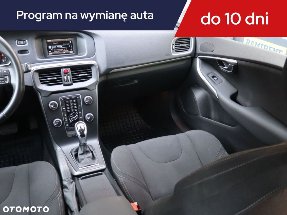Volvo V40 - 10