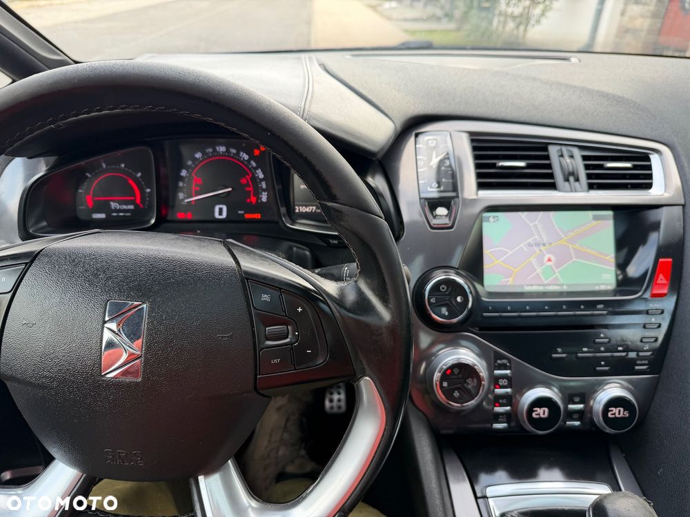 Citroën DS5 HDi 165 Business - 7