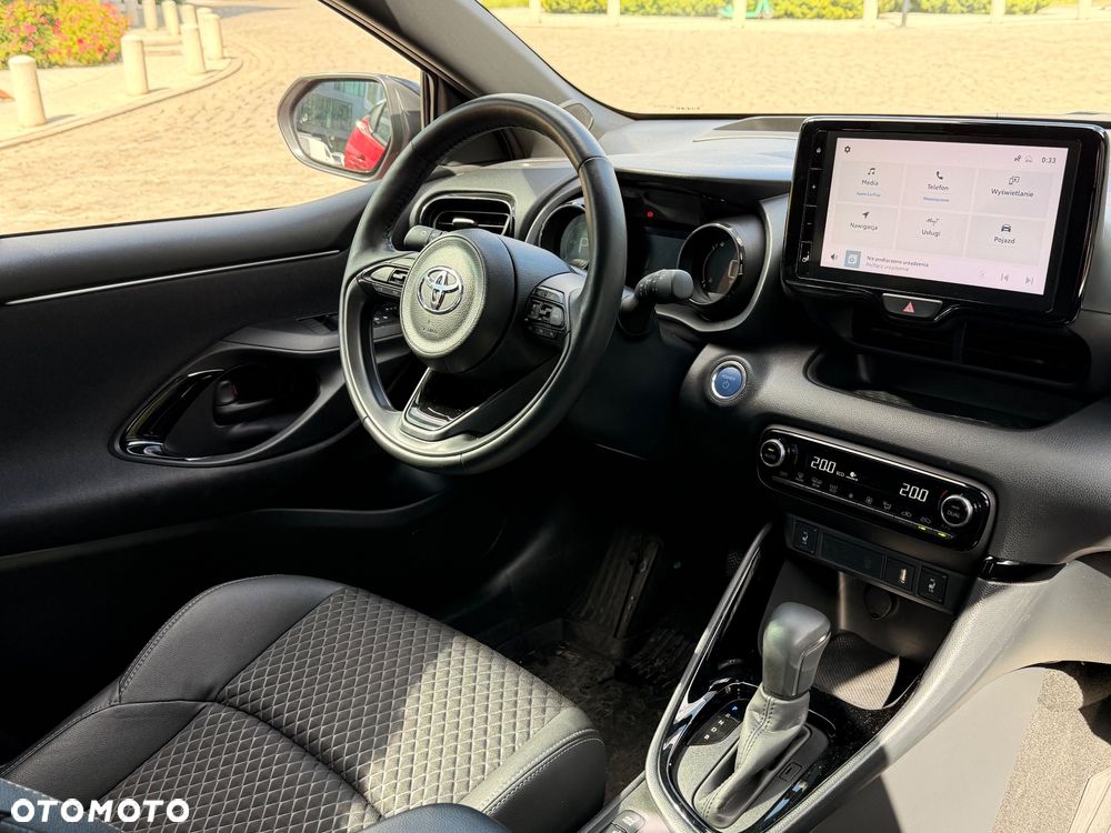 Toyota Yaris 1.5 Executive CVT - 14
