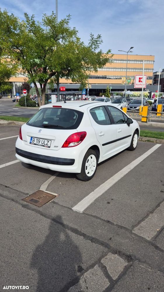 Peugeot 207 - 6