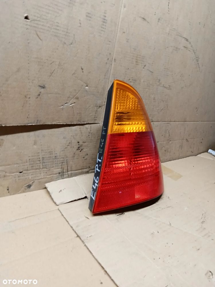 Lampa prawy tył tylna prawa BMW 3 E46 Kombi 6905628 8368758 - 3
