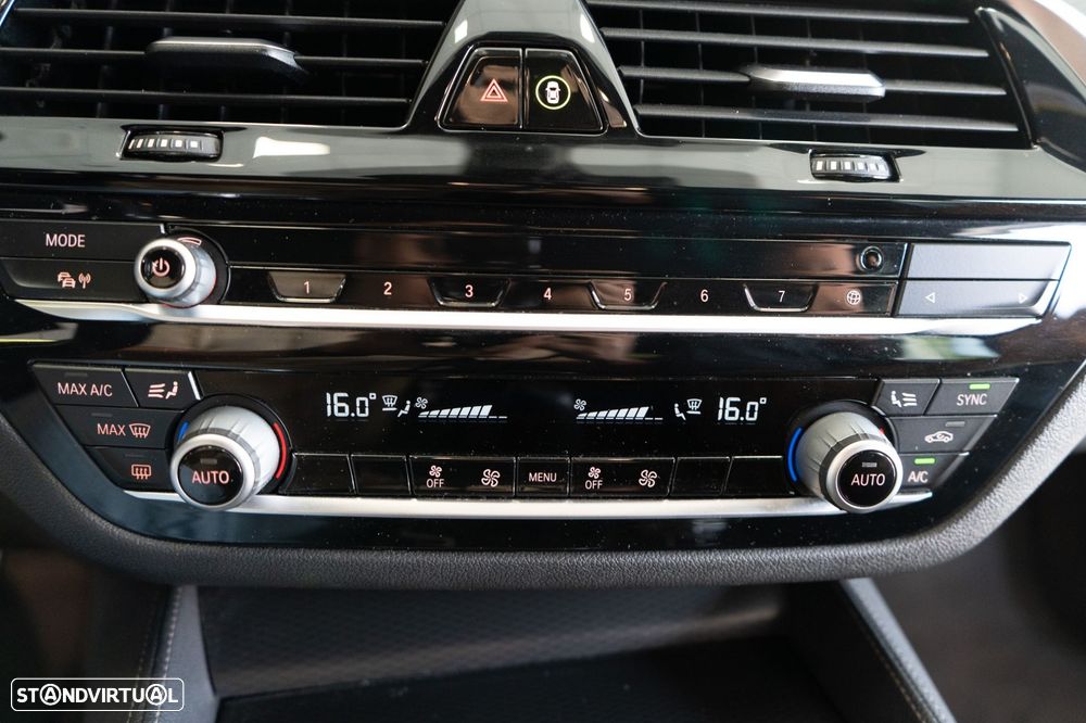 BMW 520 d Pack M Auto - 23