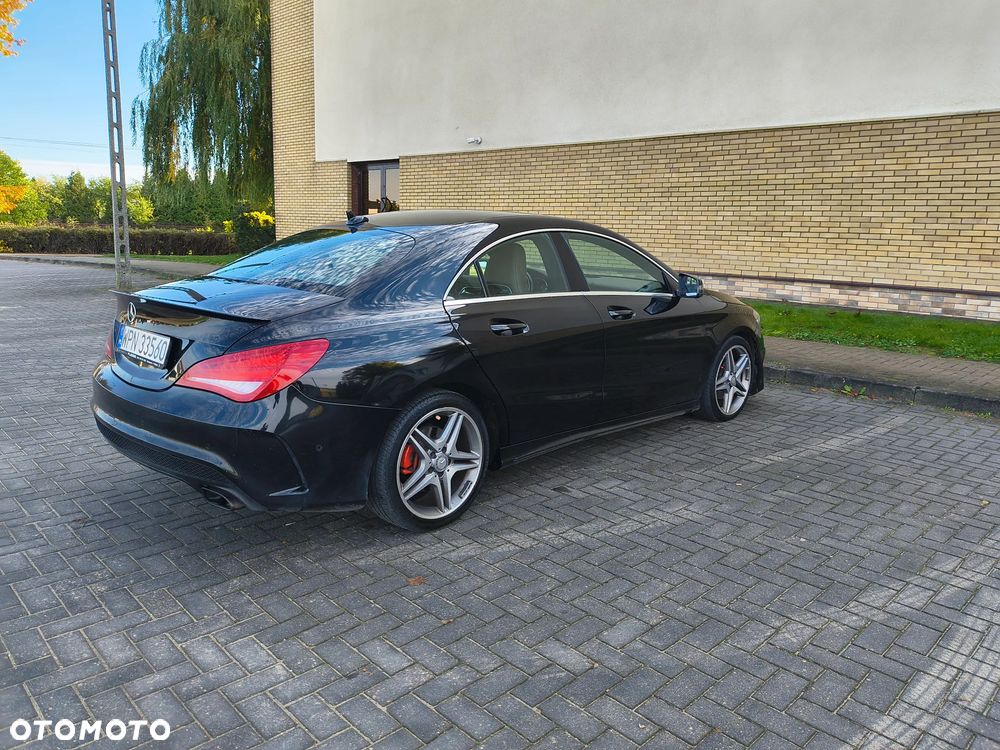 Mercedes-Benz CLA 180 UrbanStyle Edition - 16