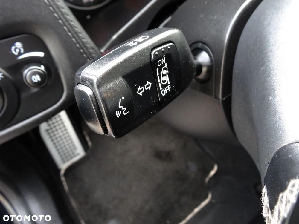 Ford Mondeo 2.2 TDCi Titanium X - 32