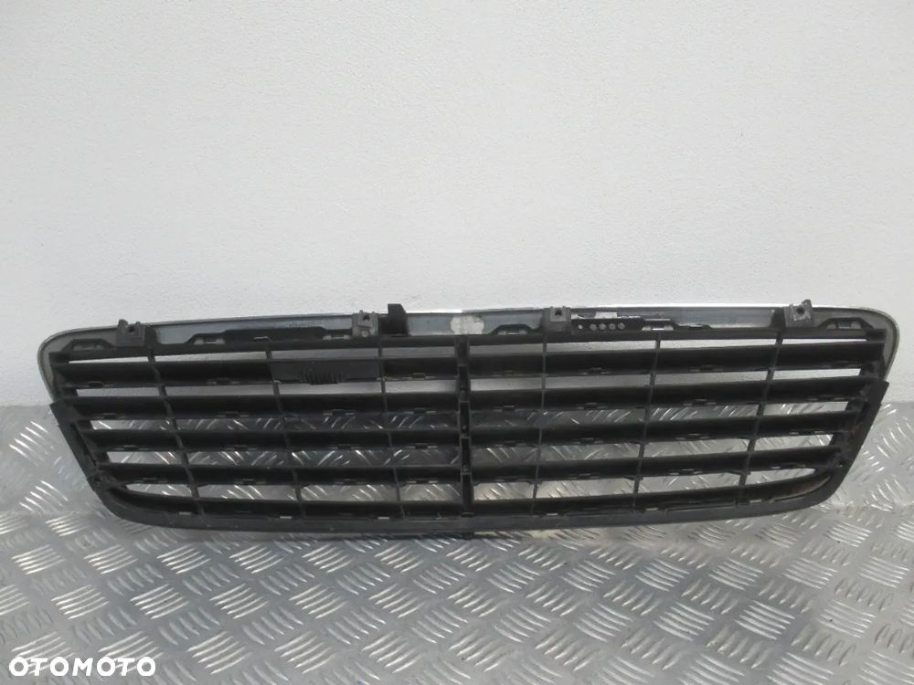 GRILL GRIL ATRAPA MERCEDES C-KLASA W203 2000-2004 - 13