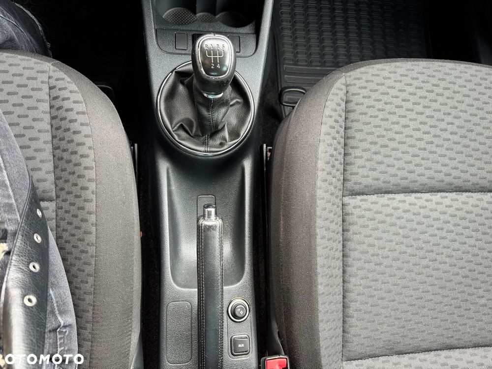 Skoda Fabia 1.2 TSI Family - 27