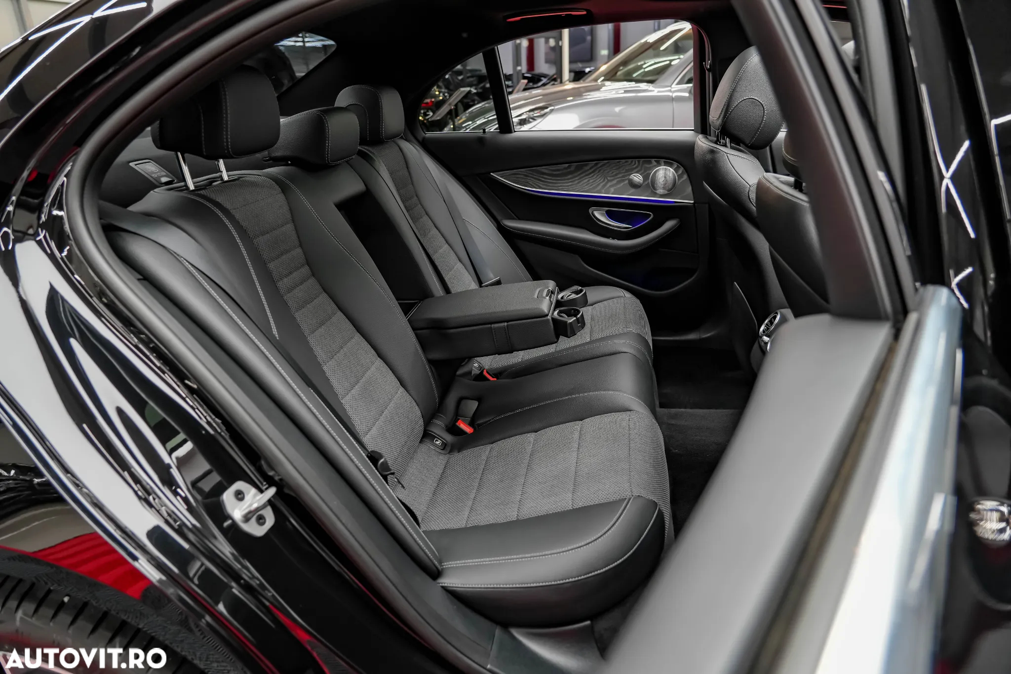Mercedes-Benz E 300de 4Matic 9G-TRONIC Edition AMG Line - 10