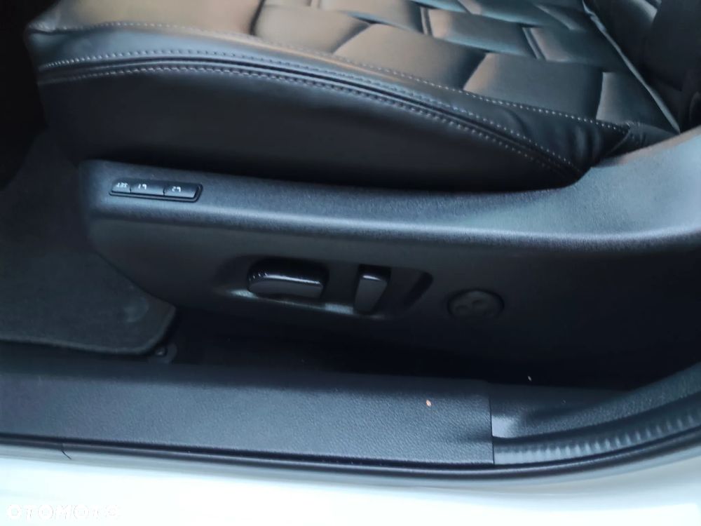 Nissan Qashqai 1.5 dCi DCT TEKNA+ - 29