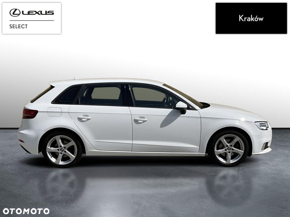 Audi A3 Sportback - 6