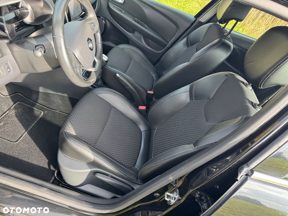 Renault Clio - 13