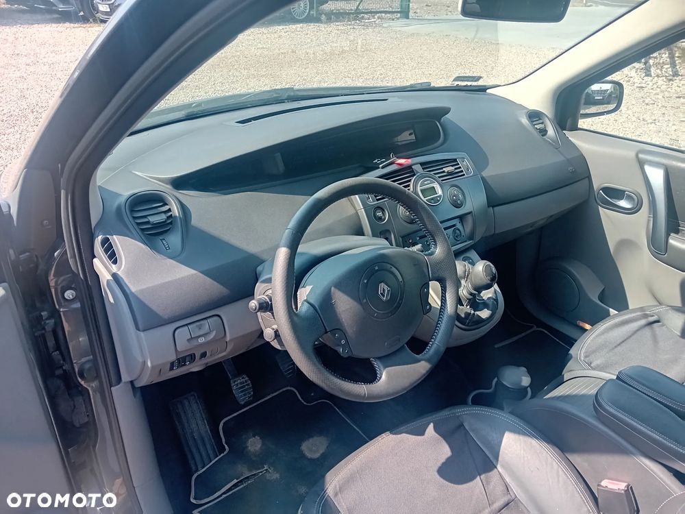 Renault Scenic - 14