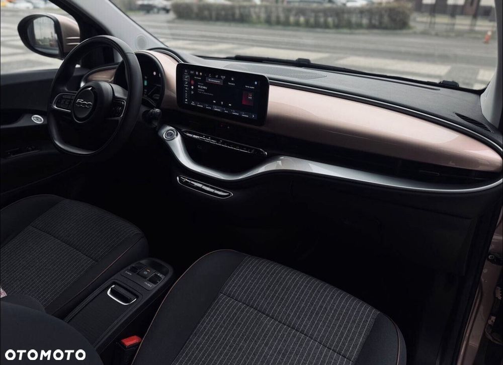 Fiat 500e 42kWh ICON - 7