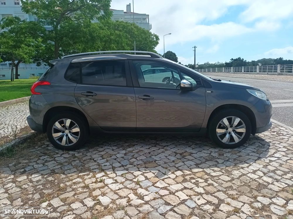 Peugeot 2008 1.6 BlueHDi Style - 6