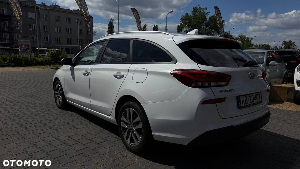 Hyundai i30 1.6 D Style DCT - 6
