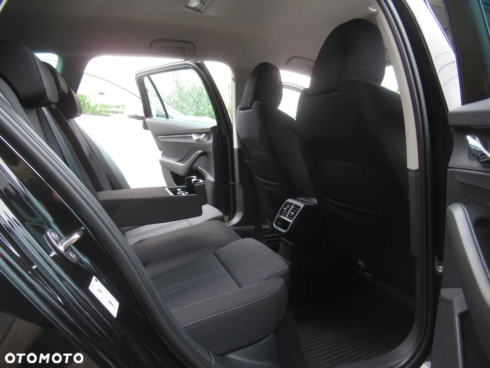Skoda Octavia 1.5 TSI e-Tec Ambition DSG - 9