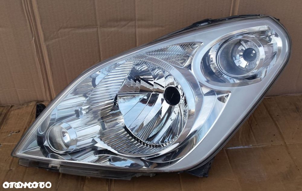 Reflektor lewy Lampa lewa Suzuki Splash 2008-