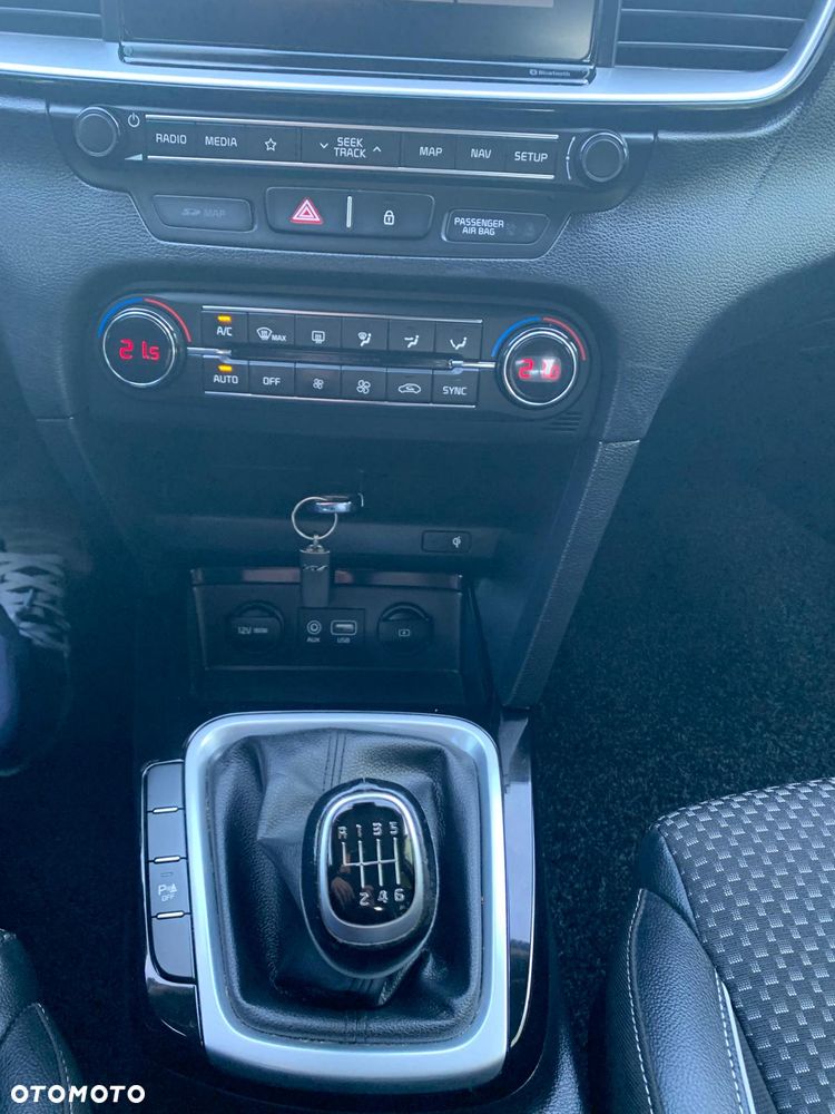 Kia Ceed 1.4 L Business Line - 24