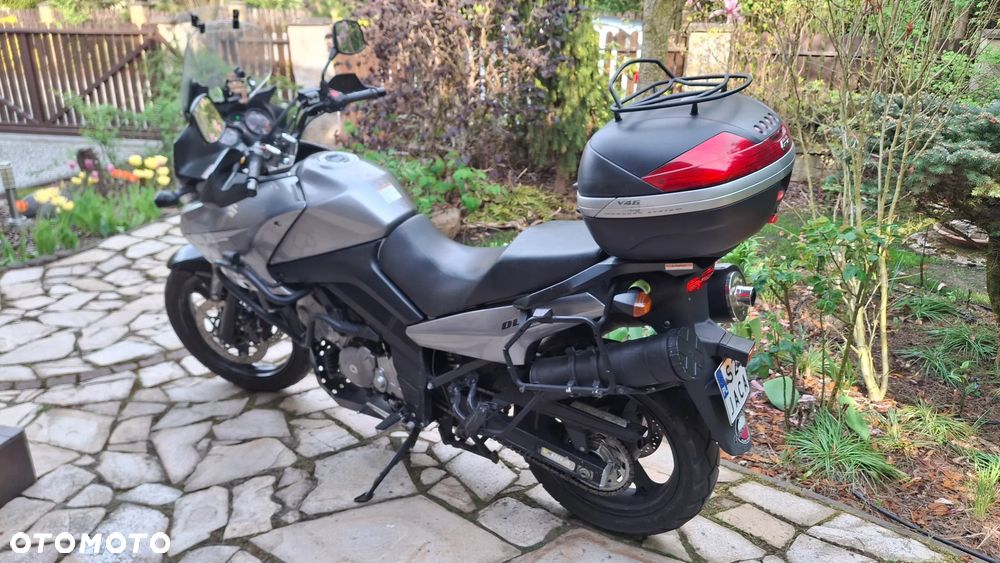 Suzuki V-STROM - 7