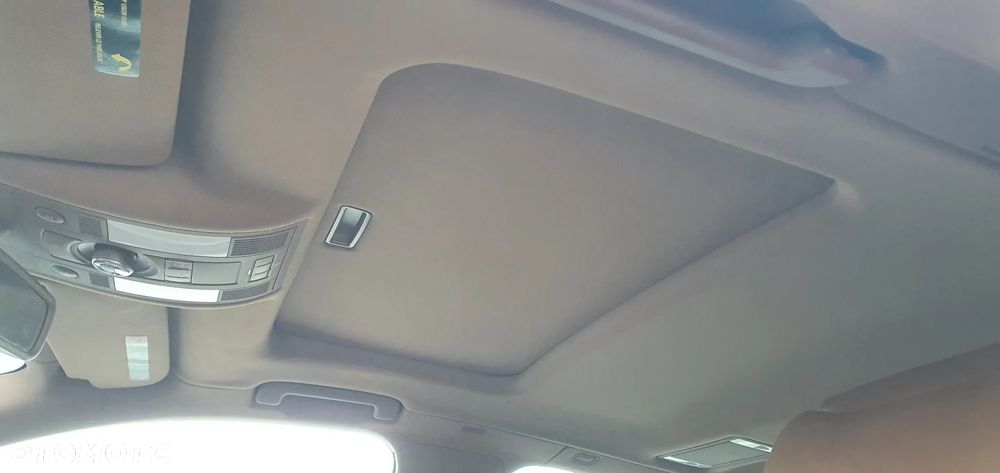 Audi A8 - 19