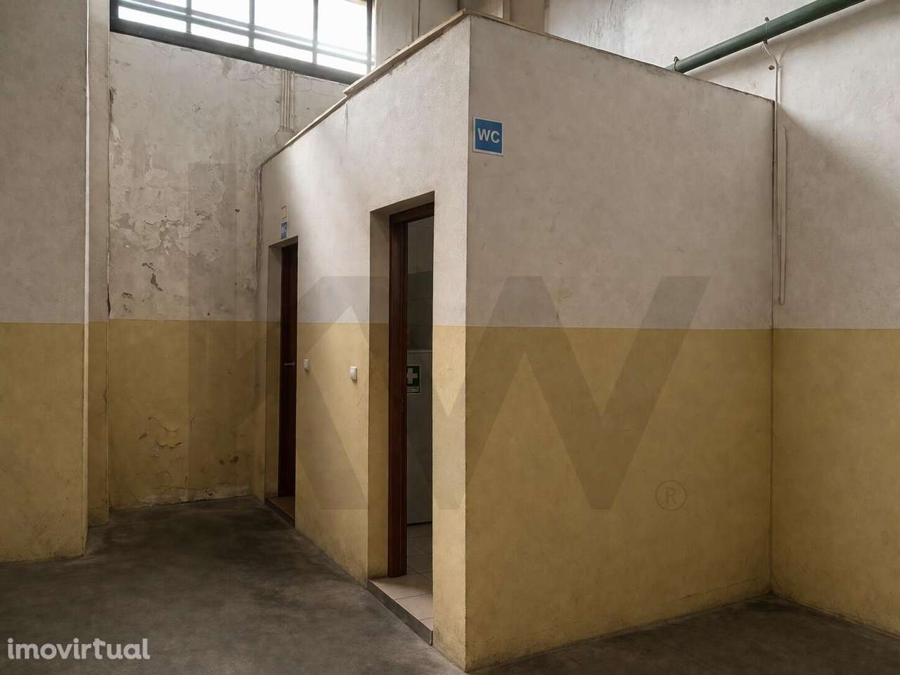 Armazém com 700m2 para arrendamento na Maia - Grande imagem: 5/5