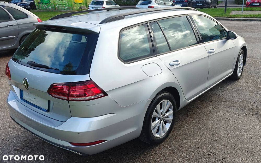 Volkswagen Golf 1.5 TSI BMT Evo Comfortline DSG - 6