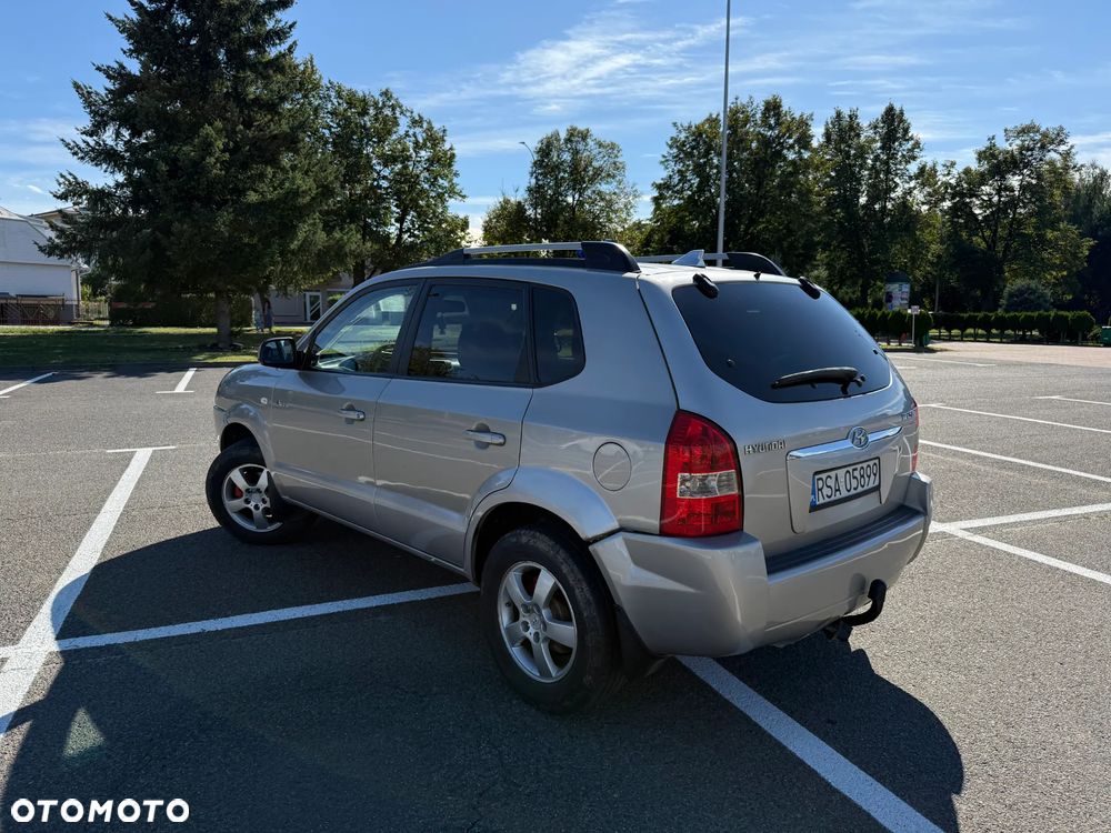 Hyundai Tucson 2.0 Comfort 2WD - 7