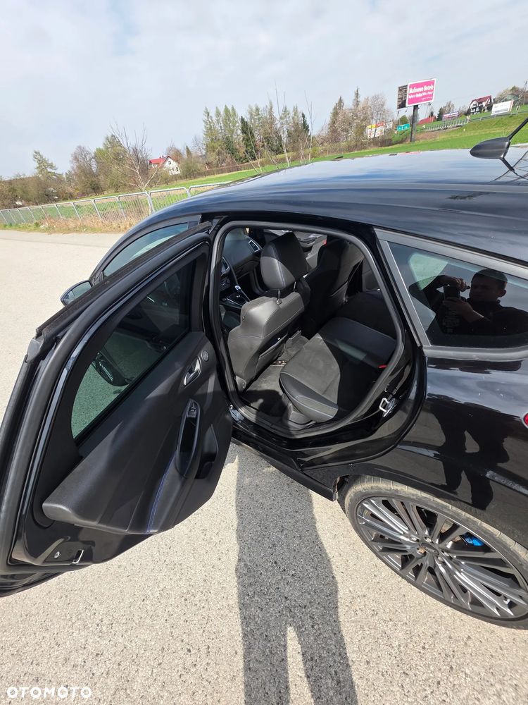 Ford Focus 2.3 EcoBoost S&S Allrad RS - 23