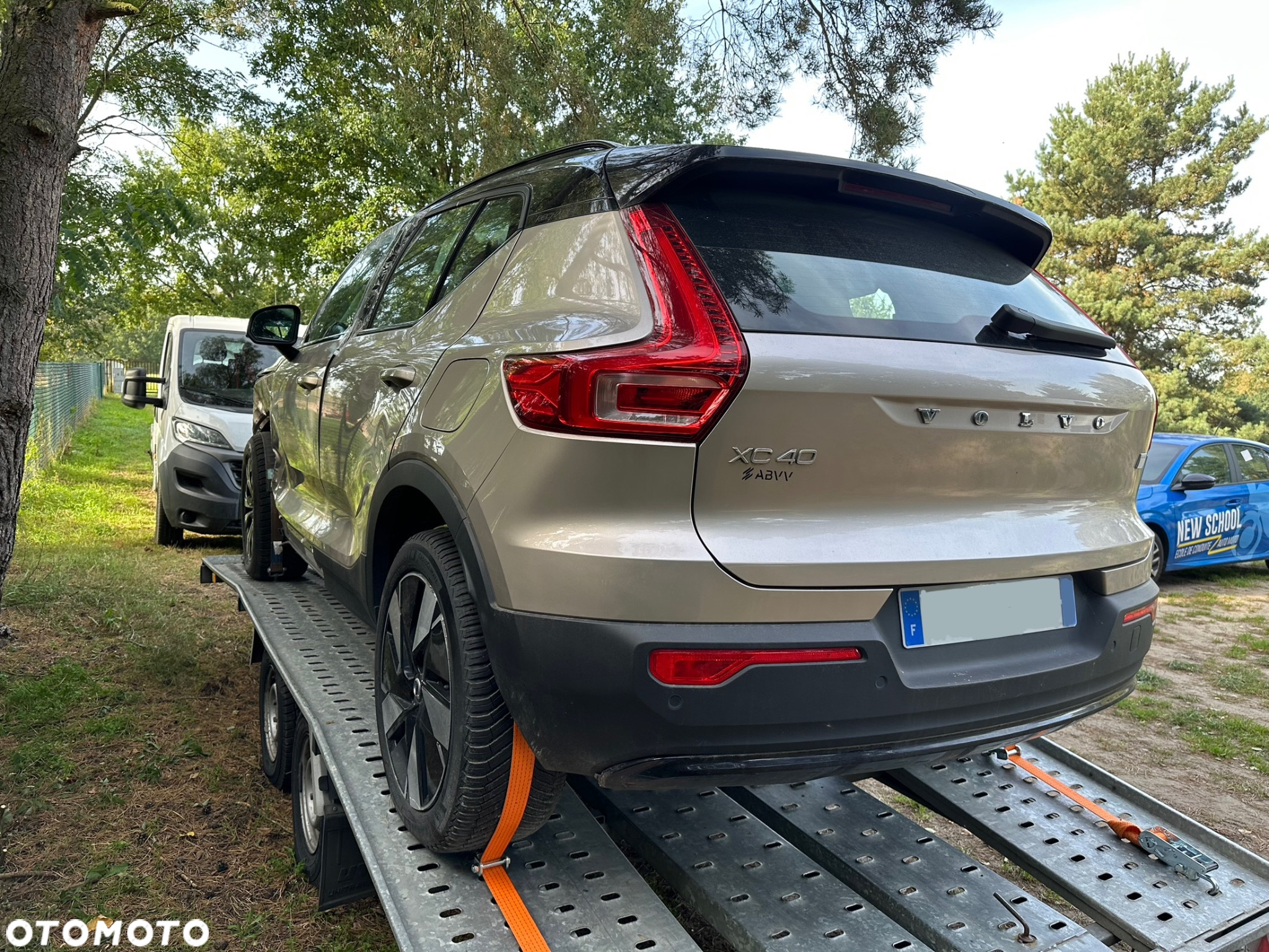 Volvo XC 40 Recharge 82 kWh Single M Extended Range RWD Plus - 3
