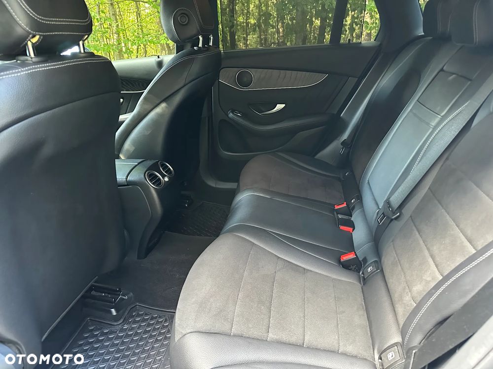 Mercedes-Benz GLC - 9