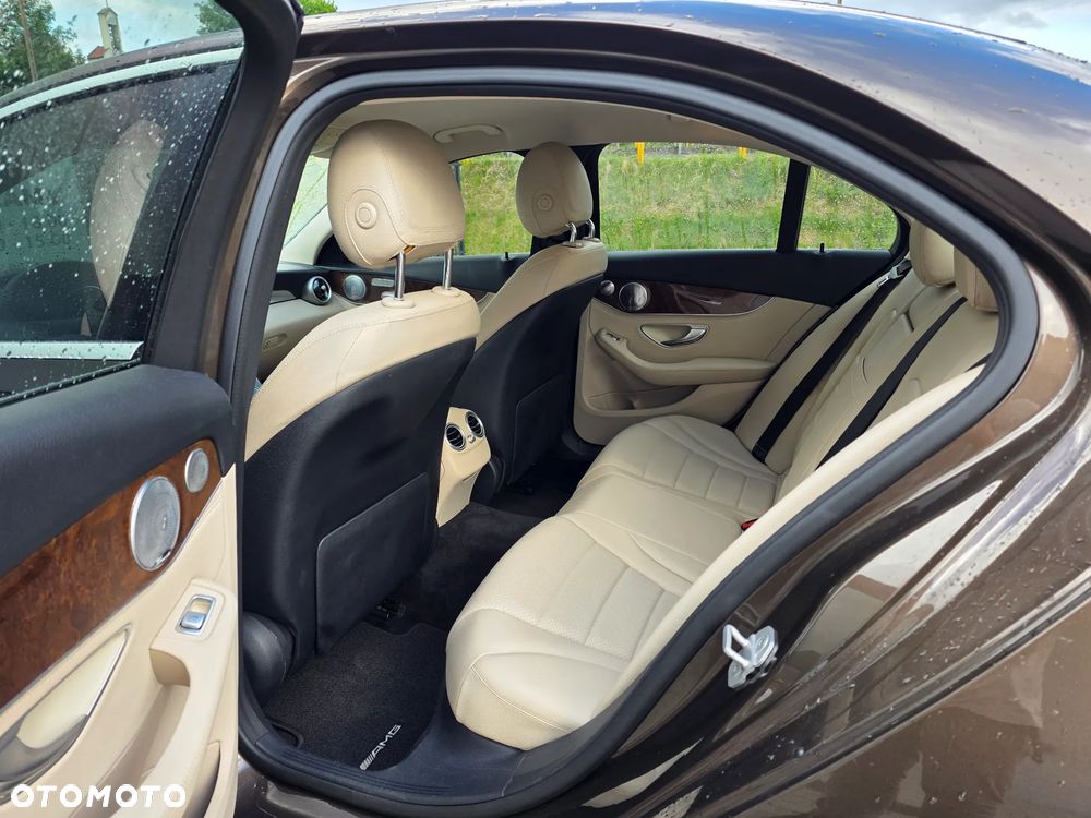 Mercedes-Benz Klasa C 300 7G-TRONIC Avantgarde - 8