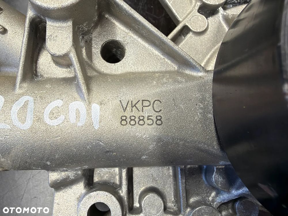 Pompa wody SKF Mercedes 320cdi VKPC 88858 - 3