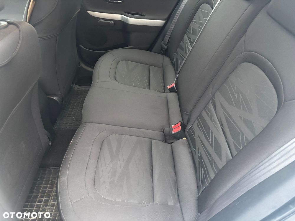 Kia Ceed 1.6 CRDi M - 11