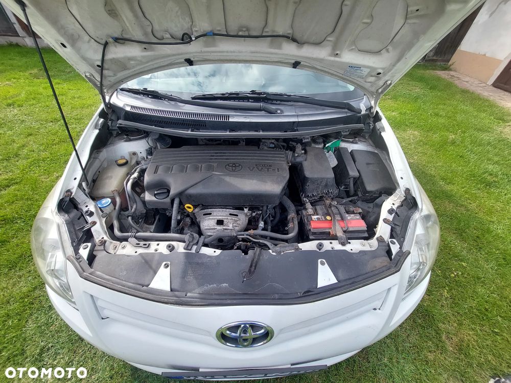 Toyota Auris - 6