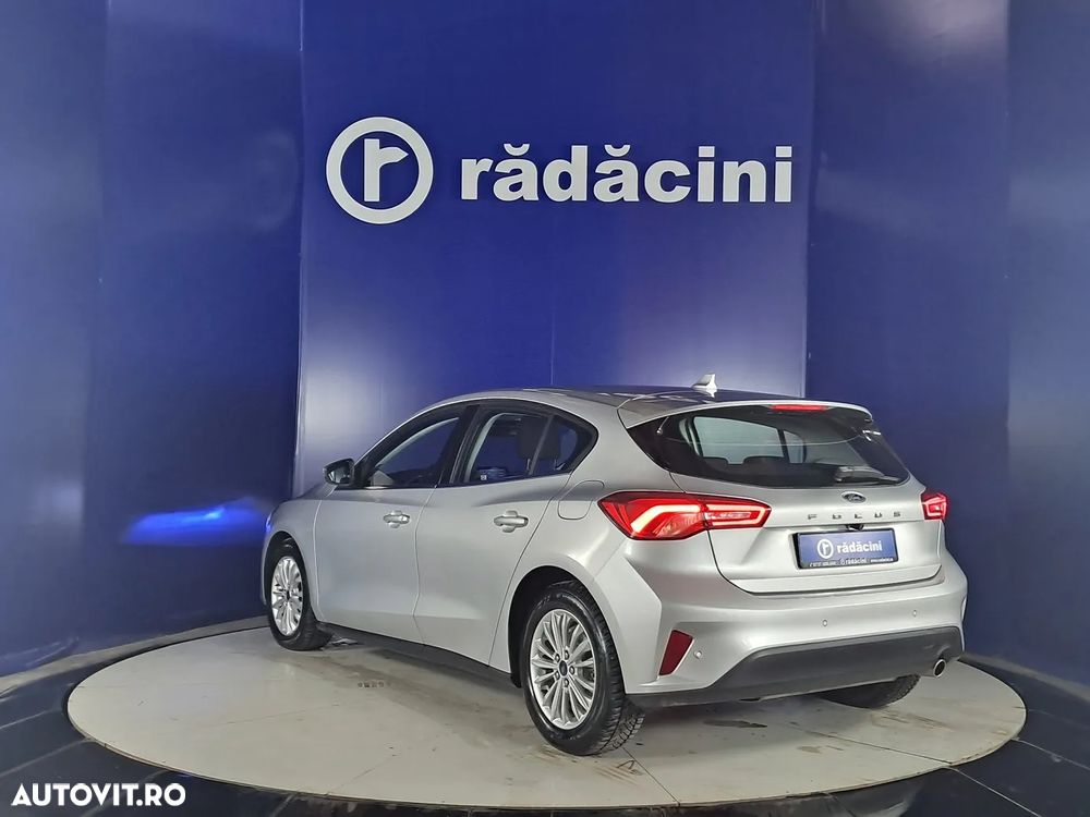 Ford Focus - 3