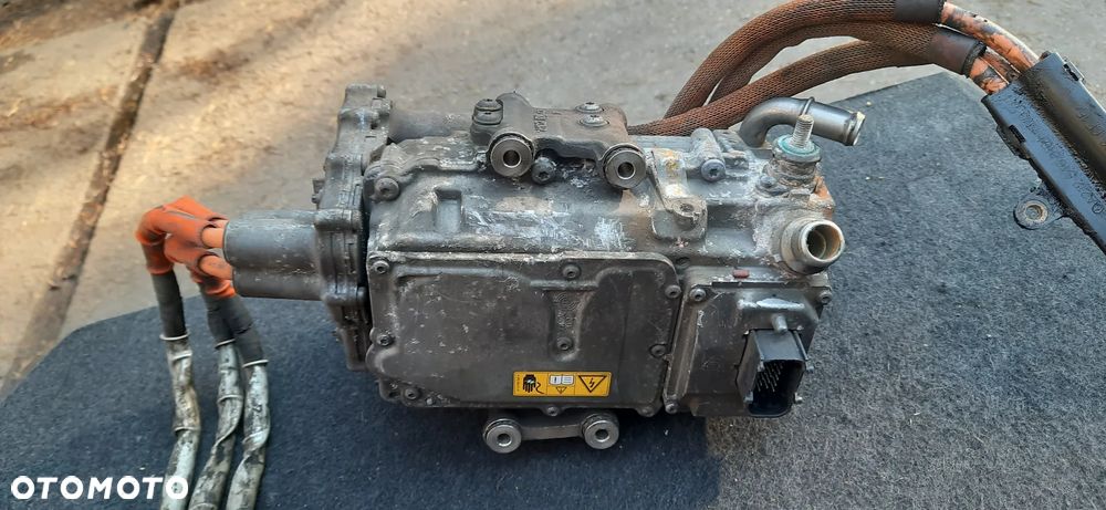 Mercedes W212 E300 Inwerter Hybrydy Falownik mocy A6519006702 a6519064400 - 3