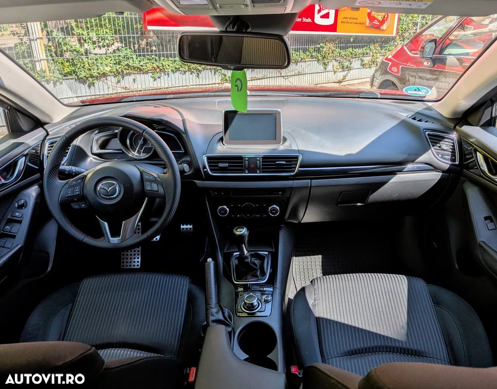 Mazda 3 G120 Revolution - 6