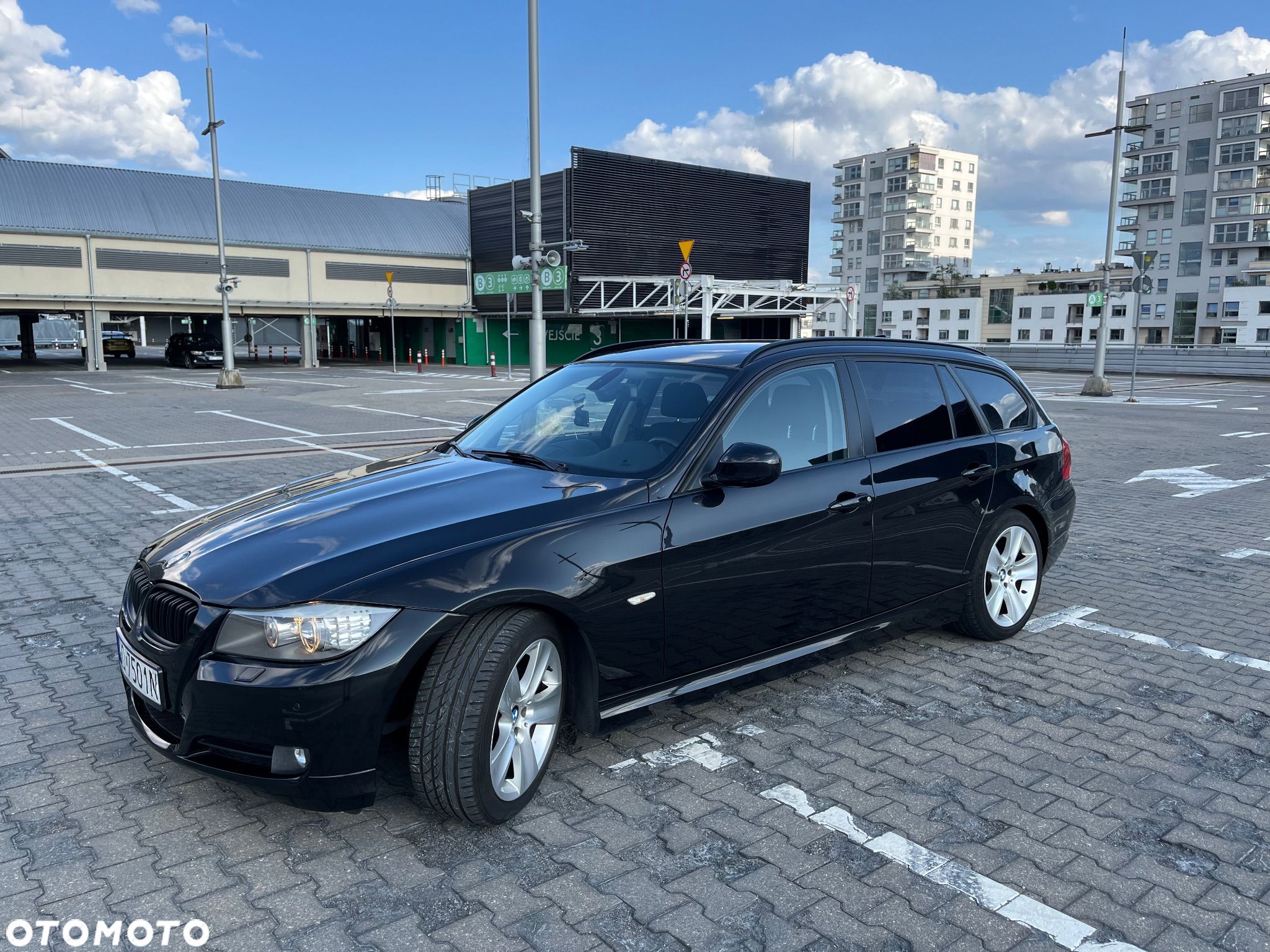 BMW Seria 3 320d DPF Touring Efficient Dynamics Edition - 1