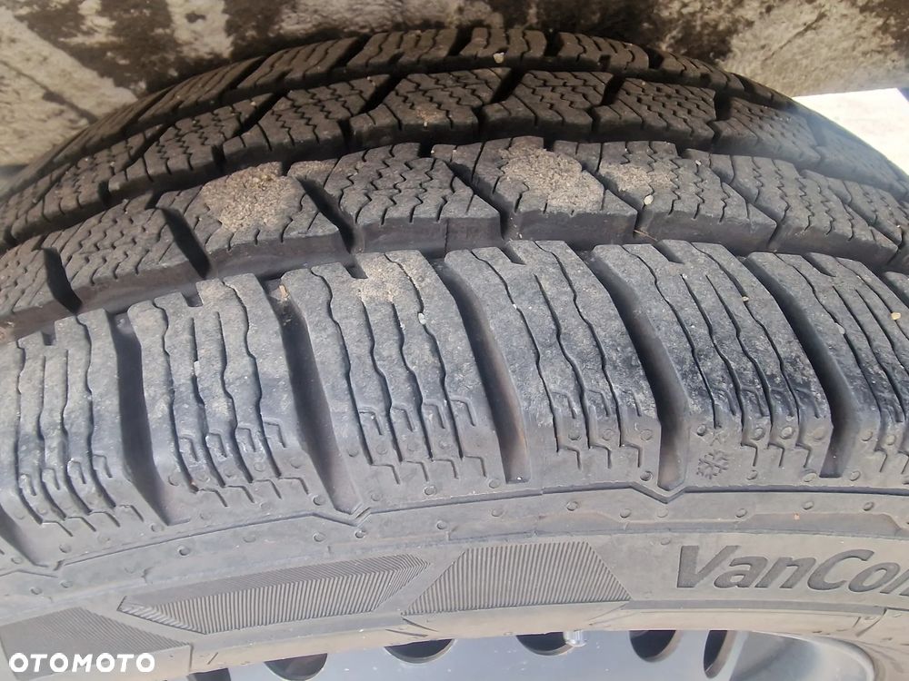 Ford Transit - 18
