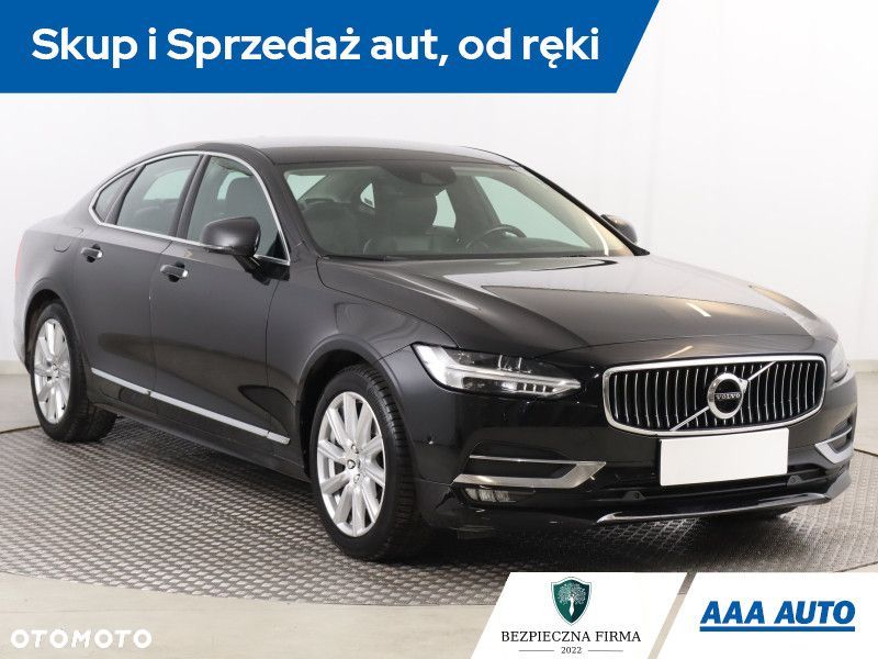 Volvo S90 - 2